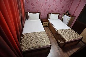 HOTEL PLAZA 777