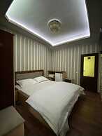 HOTEL PLAZA 777