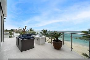 Trinity Villa in New Providence