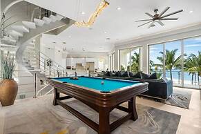 Trinity Villa in New Providence