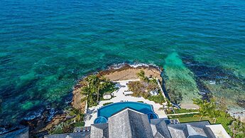 Oceans 8 Villa at the Tryall Club