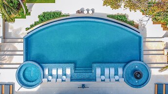 Oceans 8 Villa at the Tryall Club