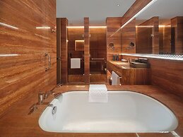 Hilton Altay Hemu