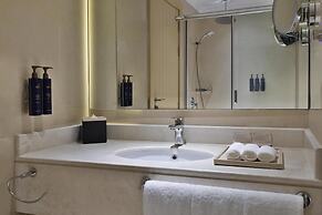 Diyar Ajwa, Tapestry Collection By Hilton