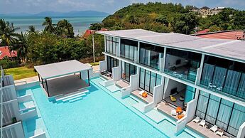Unique Pool Slide Access Townhouse