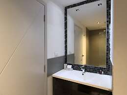 Garden View Apt- 1BR T1-103