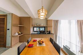Sky Hill Villa Suratthani