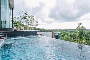 Sky Hill Villa Suratthani