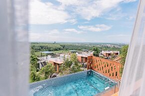 Sky Hill Villa Suratthani