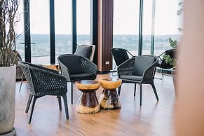 Sky Hill Villa Suratthani