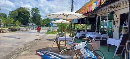 Burmese Corner
