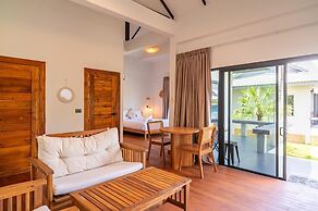 Danisam 4BR BeachVilla SunsetView KBR47