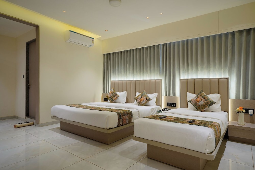 Hotel Saubhagya Ahmedabad