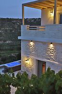 Amvikas Suites in Sitia