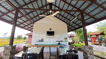 Capital O 91227 Chalet D'bendang Mak Teh