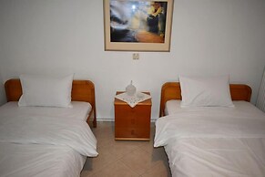 Avli Guesthouse