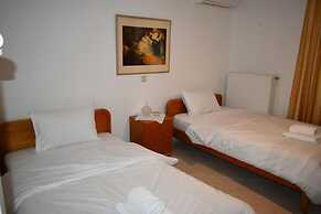 Avli Guesthouse