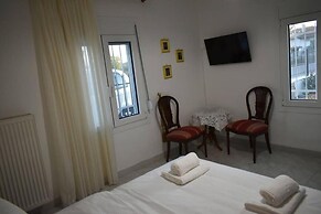 Avli Guesthouse