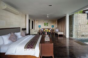 By The Cliff Bali Villa