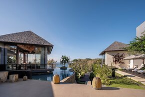 By The Cliff Bali Villa