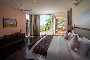 By The Cliff Bali Villa