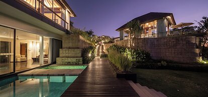 By The Cliff Bali Villa