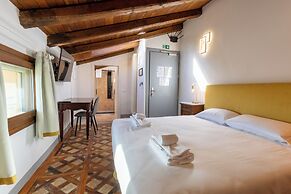 Borgo Malvasia- La Cascina