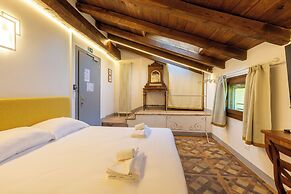 Borgo Malvasia- La Cascina