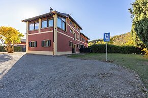 Borgo Malvasia- La Cascina