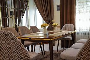 Learmara Guest House