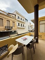Deluxe Center Suites