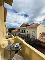 Deluxe Center Suites