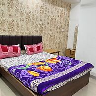 Hotel Radhe Kuudasan
