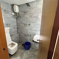 Hotel Radhe Kuudasan