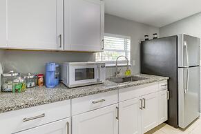 Mins to Beaches & HCA Hospital: Fort Pierce Home