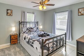 Mins to Beaches & HCA Hospital: Fort Pierce Home