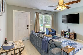 Mins to Beaches & HCA Hospital: Fort Pierce Home