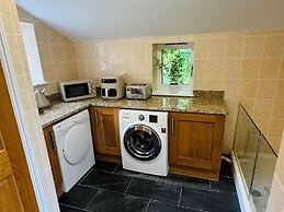 Coastal Haven Retreat in Eythorne