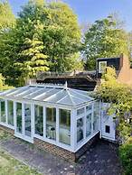 Coastal Haven Retreat in Eythorne