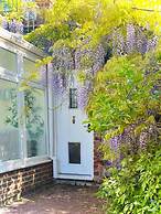 Coastal Haven Retreat in Eythorne