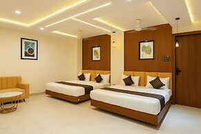 Hotel Rajshree Suites