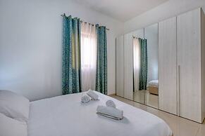 Relaxing Xaghra Apartment With BBQ Amenities