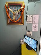 SHRI KRISHNA HOTEL