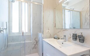 Rental in Rome Constance Apartment
