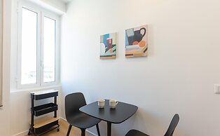 Rental in Rome Constance Apartment
