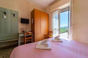 Albergo Regina Mundi