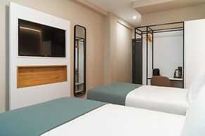 Limehome Benidorm Calle Major