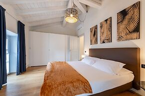 Palazzo Odescalchi by Wonderful Italy