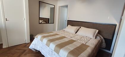 Spacious Retreat Studio Near Obelisk