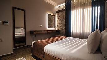 Magical House Hotel